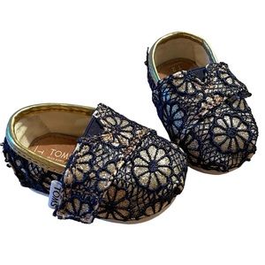 TOMS sparkle baby loafer